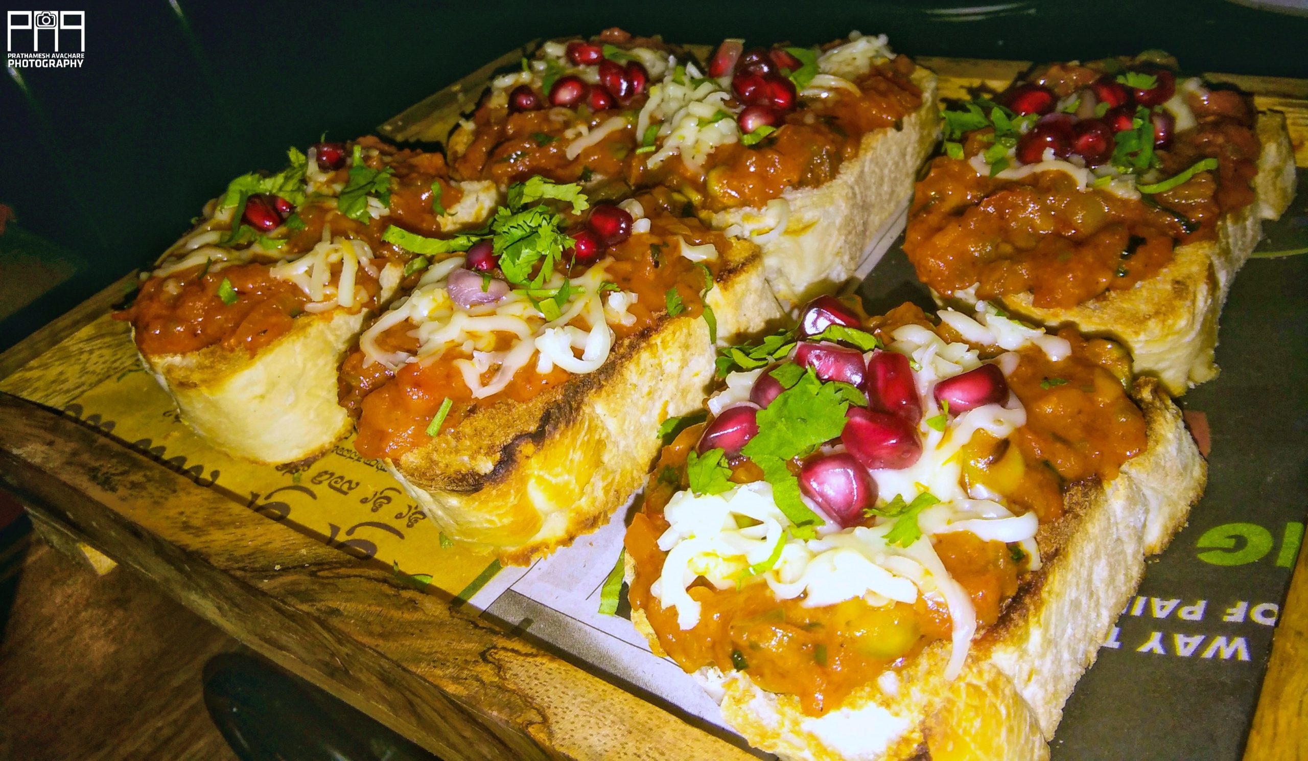 chowpatty crostini, pav bhaji, fusion dish, the flip bar, the flip bar kandivali east, food review, onlyprathamesh